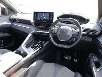 Peugeot 3008 1.2 PureTech Allure Premium+ 5dr EAT8