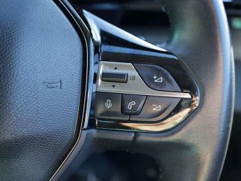 Peugeot 308 1.2 PureTech Allure Premium 5dr EAT8