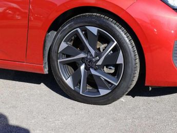 Peugeot 308 1.2 PureTech Allure Premium 5dr EAT8