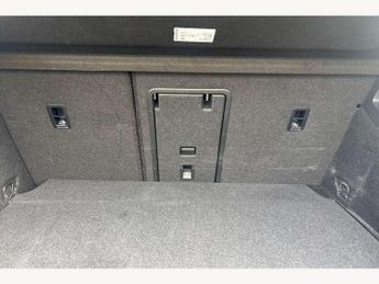 Volkswagen Golf 1.5 eTSI 150 R-Line 5dr DSG