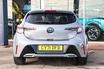 Toyota Corolla 2.0 VVT-i Hybrid Excel 5dr CVT