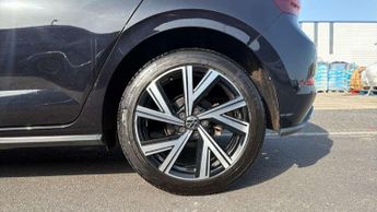 Volkswagen Polo 1.0 TSI 115 R-Line 5dr DSG