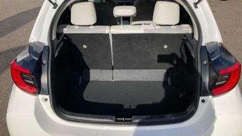 Toyota Yaris 1.5 Hybrid Excel 5dr CVT