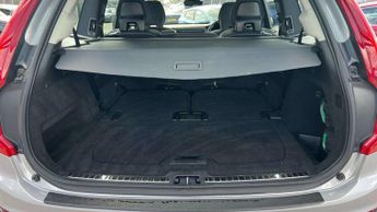 Volvo XC90 2.0 B5D [235] Plus Dark 5dr AWD Geartronic