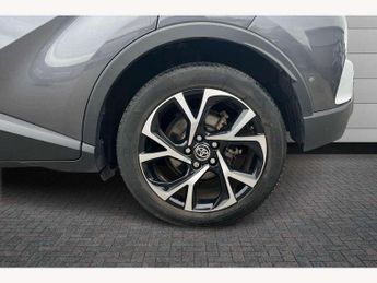 Toyota C-HR 1.8 Hybrid Design 5dr CVT