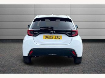 Toyota Yaris 1.5 Hybrid Design 5dr CVT
