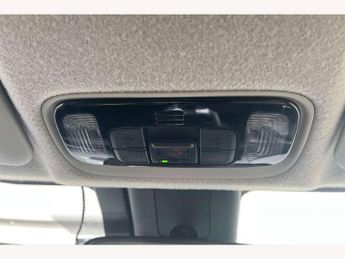 Toyota Yaris 1.5 Hybrid Design 5dr CVT