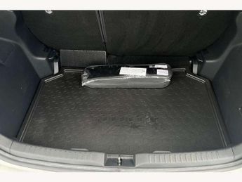 Toyota Yaris 1.5 Hybrid Design 5dr CVT