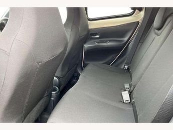 Toyota Aygo X 1.0 VVT-i Edge 5dr Auto