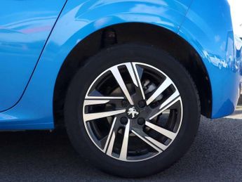 Peugeot 208 1.2 PureTech 130 Allure Premium 5dr EAT8