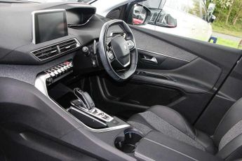Peugeot 3008 1.2 PureTech Allure 5dr EAT8