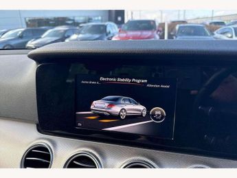 Mercedes-Benz E-Class E220d SE Premium 4dr 9G-Tronic