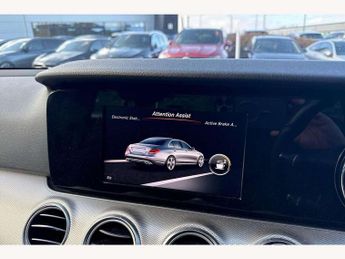 Mercedes-Benz E-Class E220d SE Premium 4dr 9G-Tronic