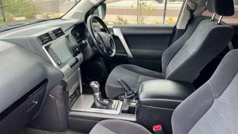 Toyota Land Cruiser 2.8 D-4D 204 Active 5dr Auto 7 Seats