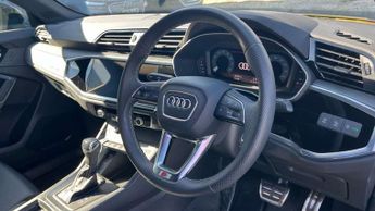 Audi Q3 35 TFSI S Line 5dr S Tronic [Leather]