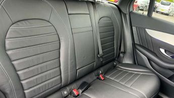Mercedes-Benz GLC GLC 300e 4Matic AMG Line Premium 5dr 9G-Tronic