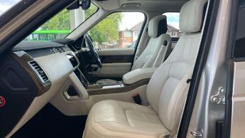 Land Rover Range Rover 4.4 SDV8 Vogue SE 4dr Auto