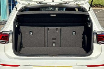 Volkswagen Golf 1.5 eTSI 150 R-Line 5dr DSG