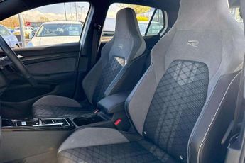 Volkswagen Golf 1.5 eTSI 150 R-Line 5dr DSG