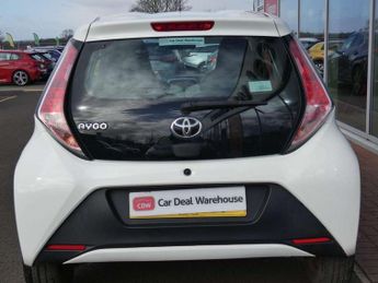 Toyota Aygo 1.0 VVT-i X-Play 5dr x-shift