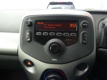 Toyota Aygo 1.0 VVT-i X-Play 5dr x-shift