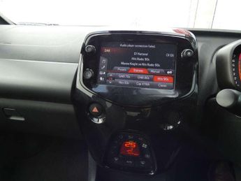 Toyota Aygo 1.0 VVT-i X-Trend TSS 5dr x-shift