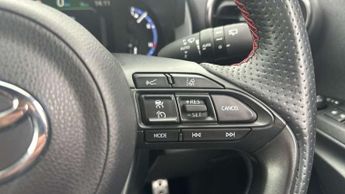 Toyota Yaris Cross 1.5 Hybrid GR Sport 5dr CVT