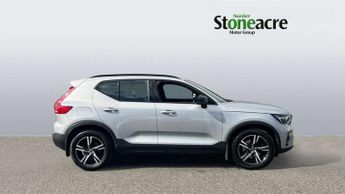 Volvo XC40 2.0 B3P Plus Dark 5dr Auto