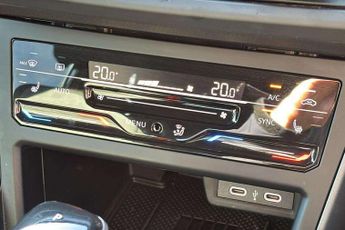 Volkswagen Polo 1.0 TSI 115 R-Line 5dr DSG