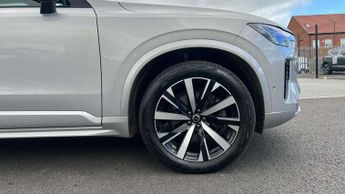 Volvo XC90 2.0 B5P Plus Dark 5dr AWD Geartronic
