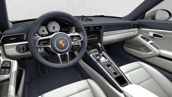 Porsche 911 S 2dr PDK