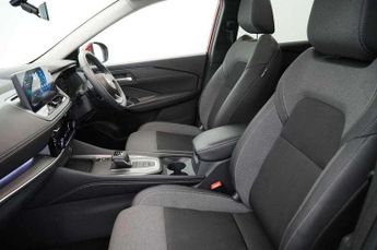 Nissan Qashqai 1.3 DiG-T MH 158 N-Connecta 5dr Xtronic