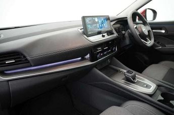 Nissan Qashqai 1.3 DiG-T MH 158 N-Connecta 5dr Xtronic