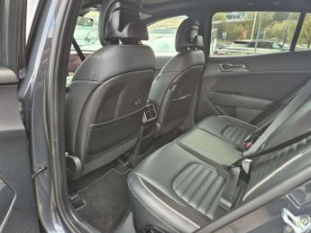 Kia Sportage 1.6T GDi 48V ISG GT-Line S 5dr DCT AWD
