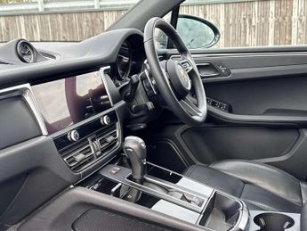 Porsche Macan 5dr PDK