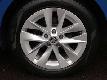 Skoda Octavia 1.4 TSI iV SE L DSG 5dr