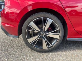 Volkswagen Golf 2.0 TDI 200 GTD 5dr DSG