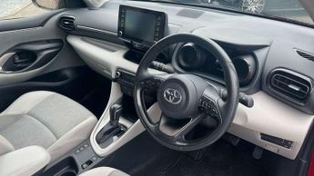Toyota Yaris 1.5 Hybrid Excel 5dr CVT