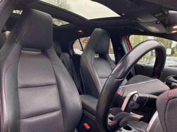 Mercedes-Benz GLA GLA 220d 4Matic AMG Line 5dr Auto [Prem Plus]