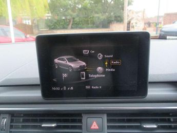 Audi A4 2.0T FSI 252 Quattro S Line 4dr S Tronic