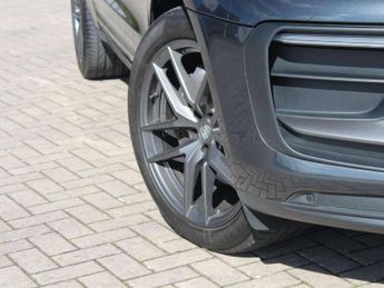 Porsche Macan T 5dr PDK