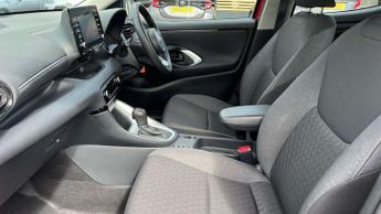 Toyota Yaris 1.5 Hybrid Icon 5dr CVT