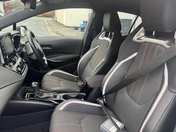 Toyota Corolla 2.0 VVT-i Hybrid GR Sport 5dr CVT