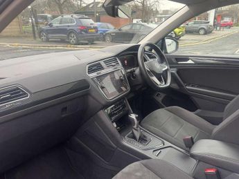 Volkswagen Tiguan 1.4 TSI eHybrid Elegance 5dr DSG