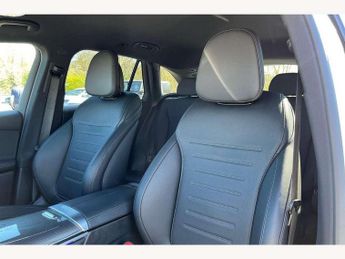 Mercedes-Benz GLC GLC 300 4Matic AMG Line 5dr 9G-Tronic