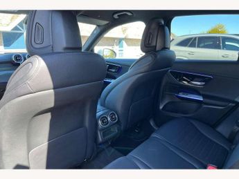 Mercedes-Benz GLC GLC 300 4Matic AMG Line 5dr 9G-Tronic