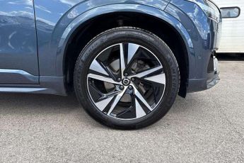 Volvo XC90 2.0 B5D [235] Plus Dark 5dr AWD Geartronic