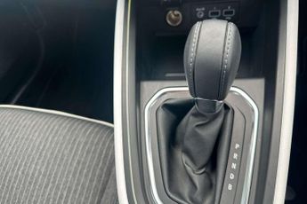 Renault Clio 1.6 E-TECH full hybrid 145 Techno 5dr Auto