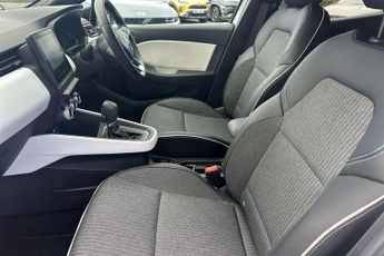 Renault Clio 1.6 E-TECH full hybrid 145 Techno 5dr Auto