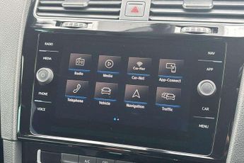 Volkswagen Golf 2.0 TDI R-Line 5dr DSG